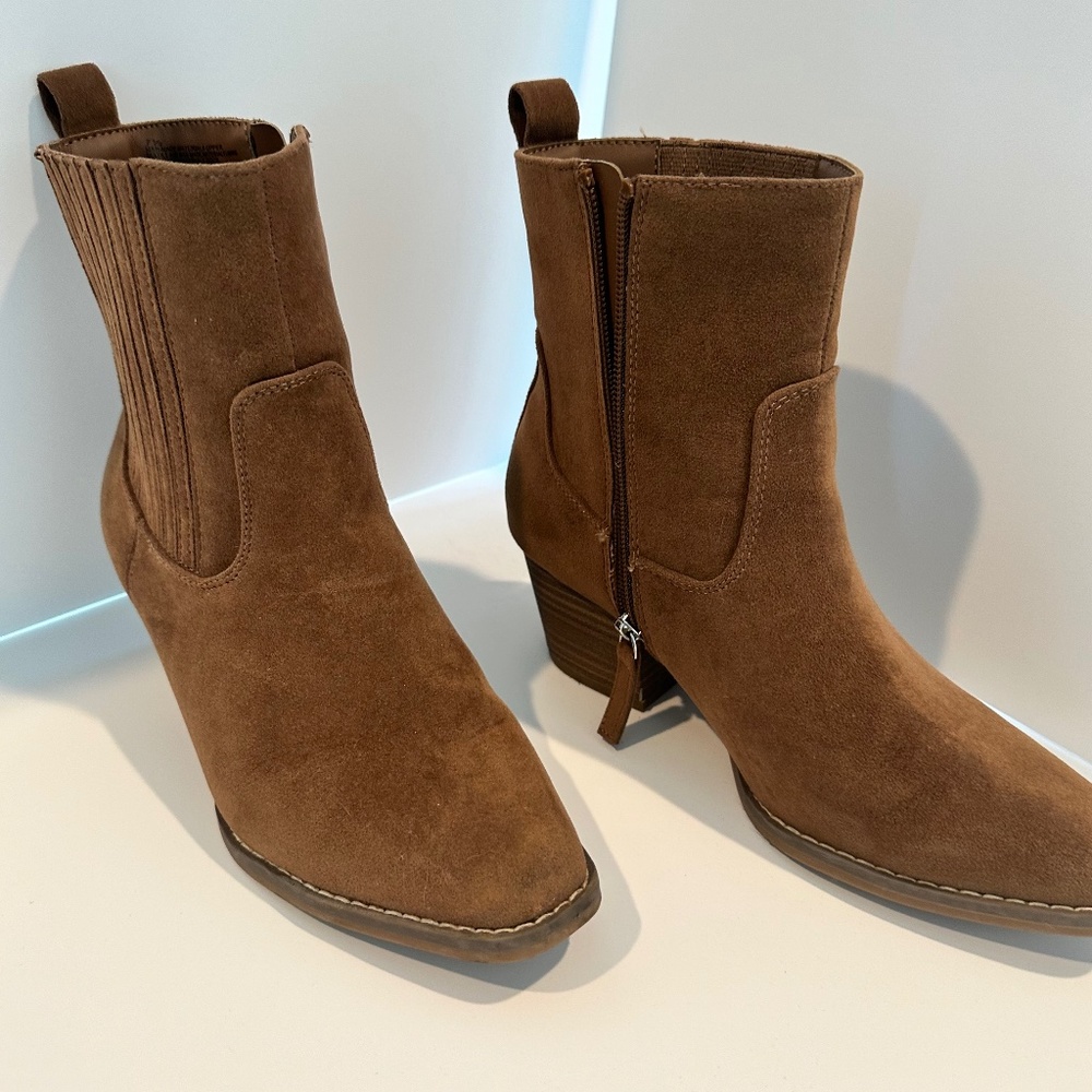 Tan Women’s Booties